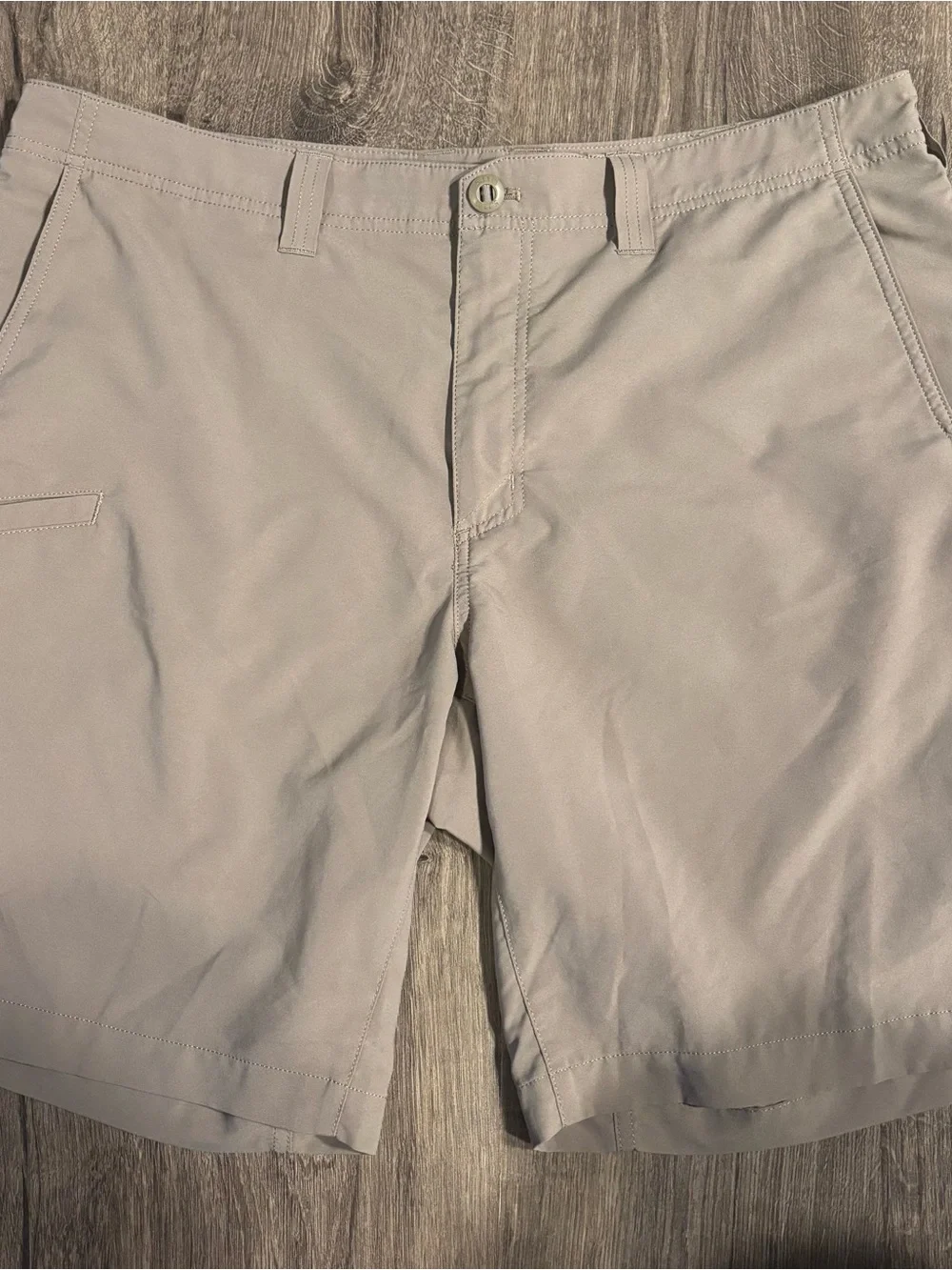 5.11 Tactical Men's Flat Front Shorts - Taupe Khaki Mens size 38 w/ 9” Inseam